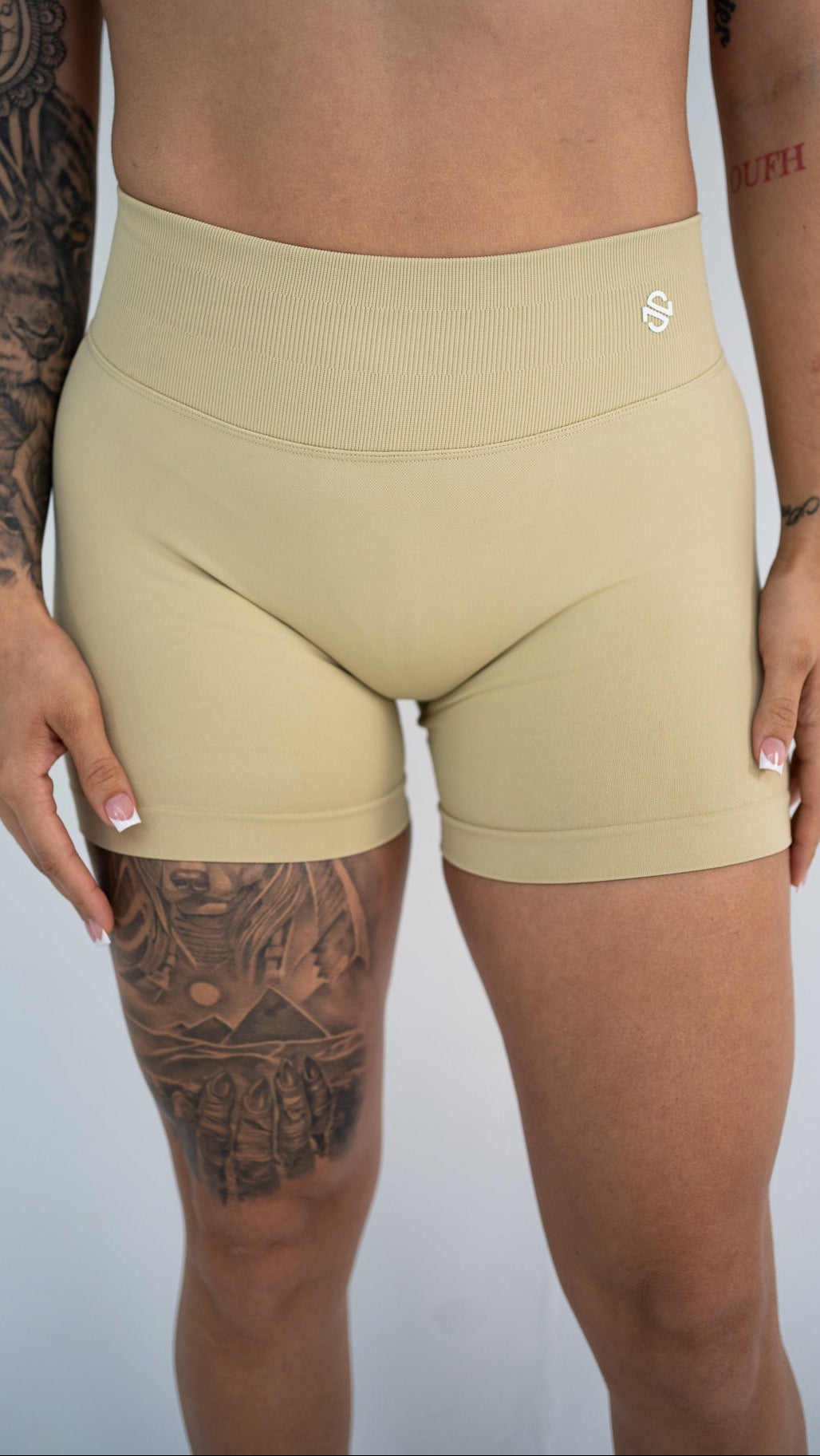 Pure Drive Shorts - Sand